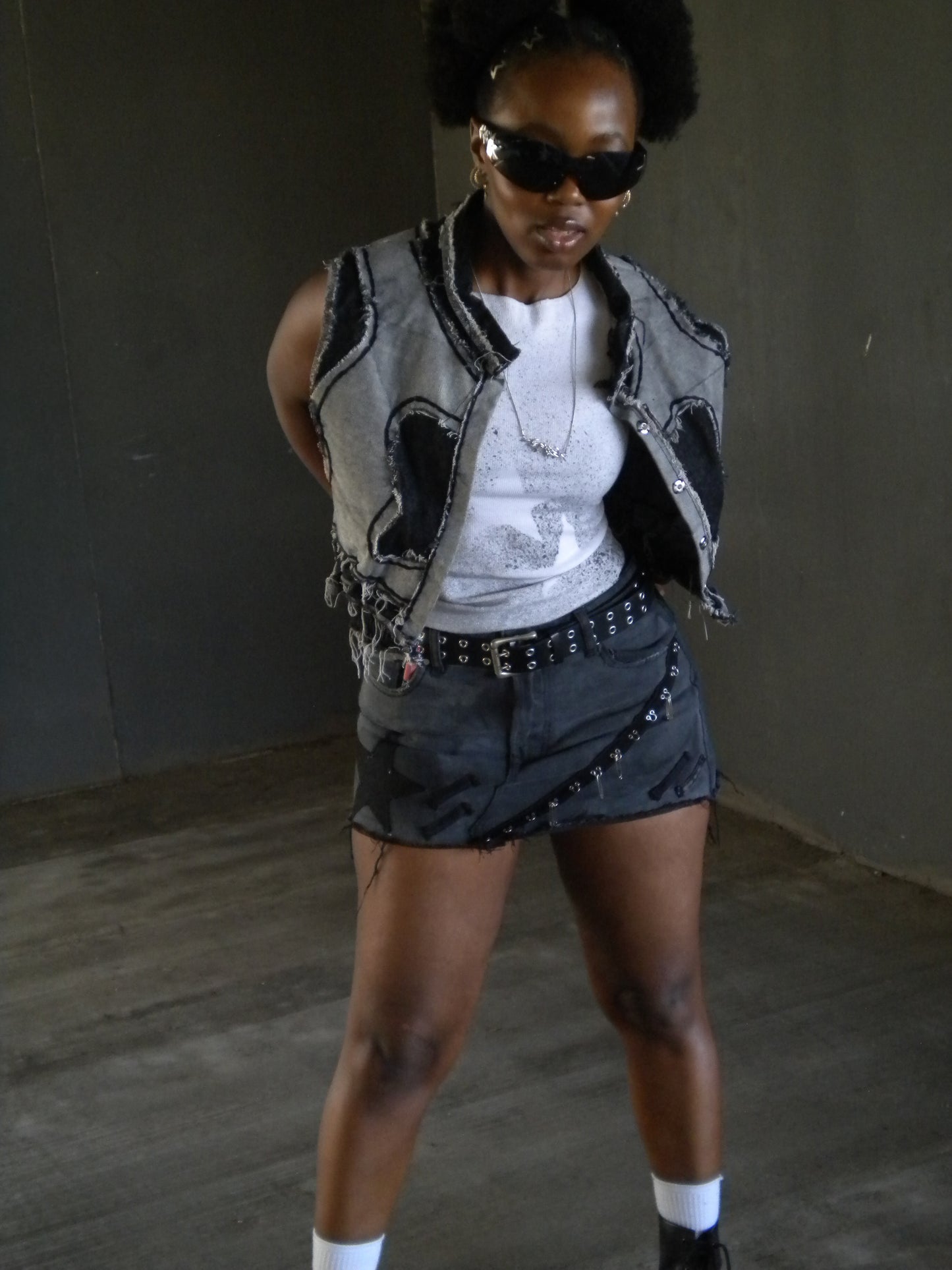 FAULTLINE VEST