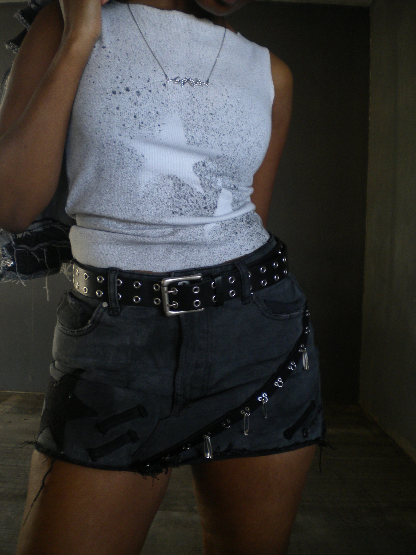 RIOT MINI SKIRT
